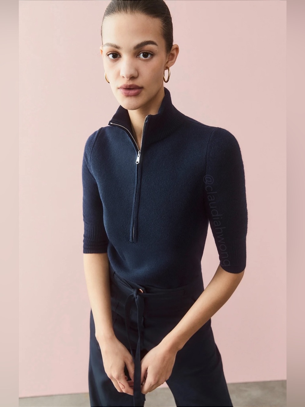 GWYN Tera Virgin Wool Zip-Up Sweater in Navy Blue